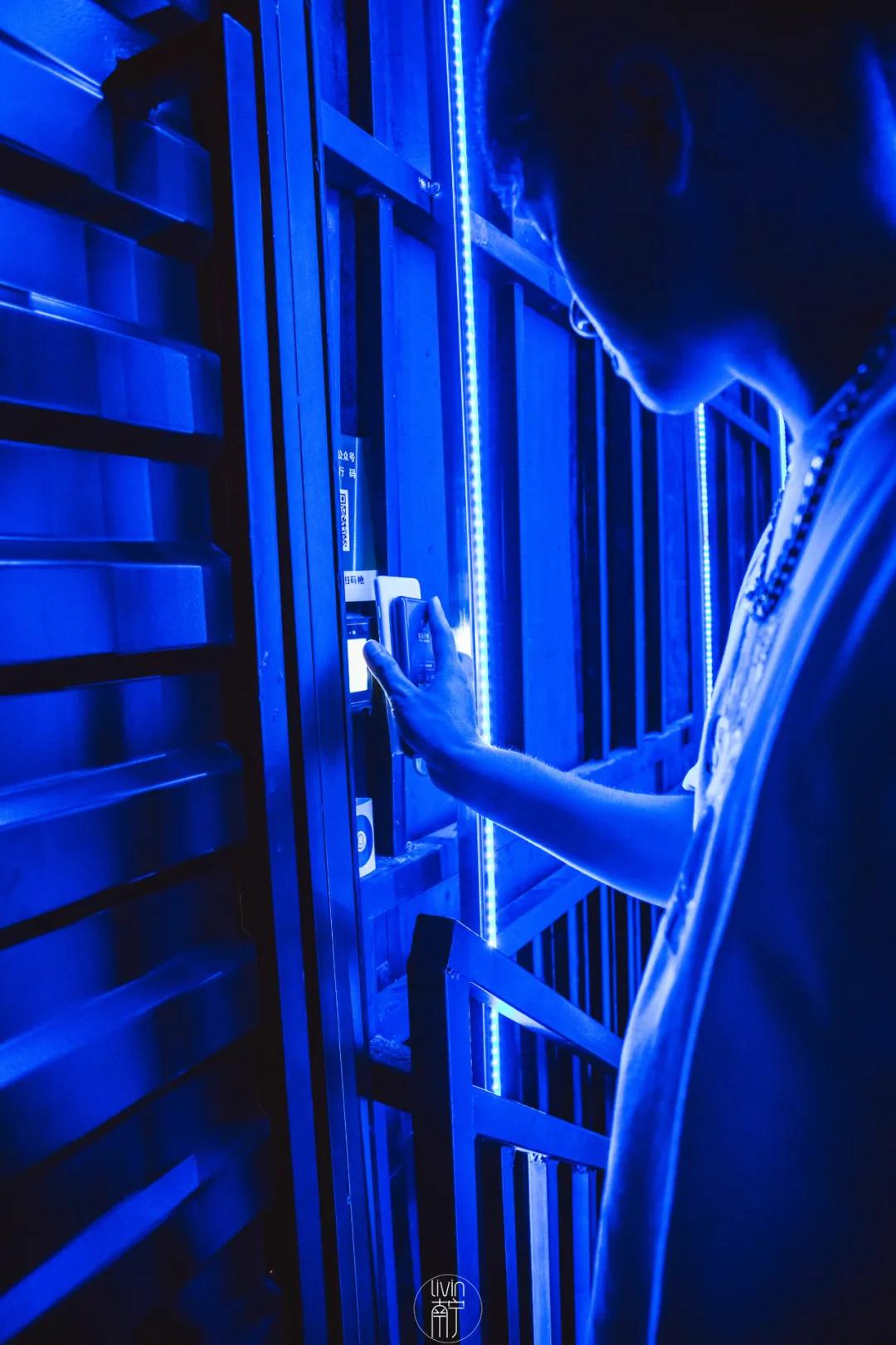 24小时无人自助酒吧投入多少,24小时的无人酒吧