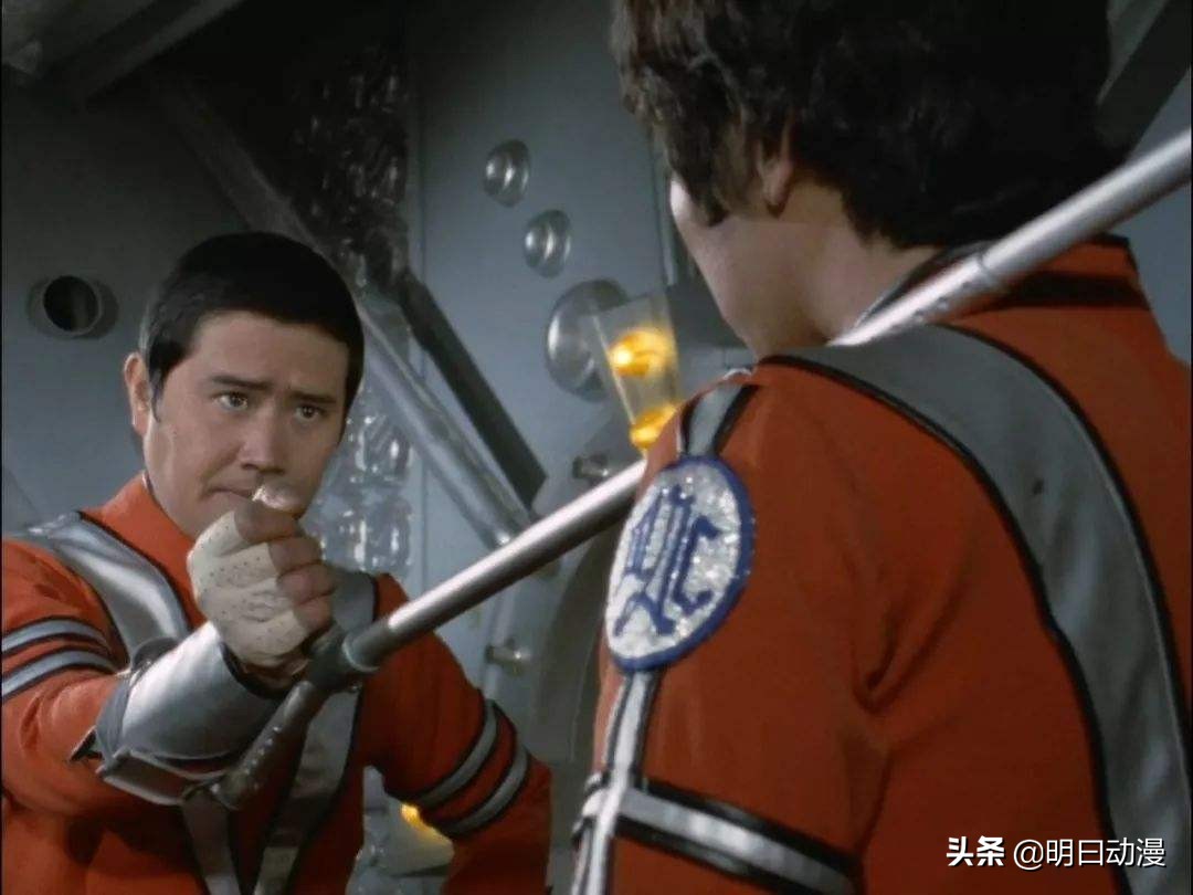 雷欧一生经历了什么,雷欧的一生到底经历了什么