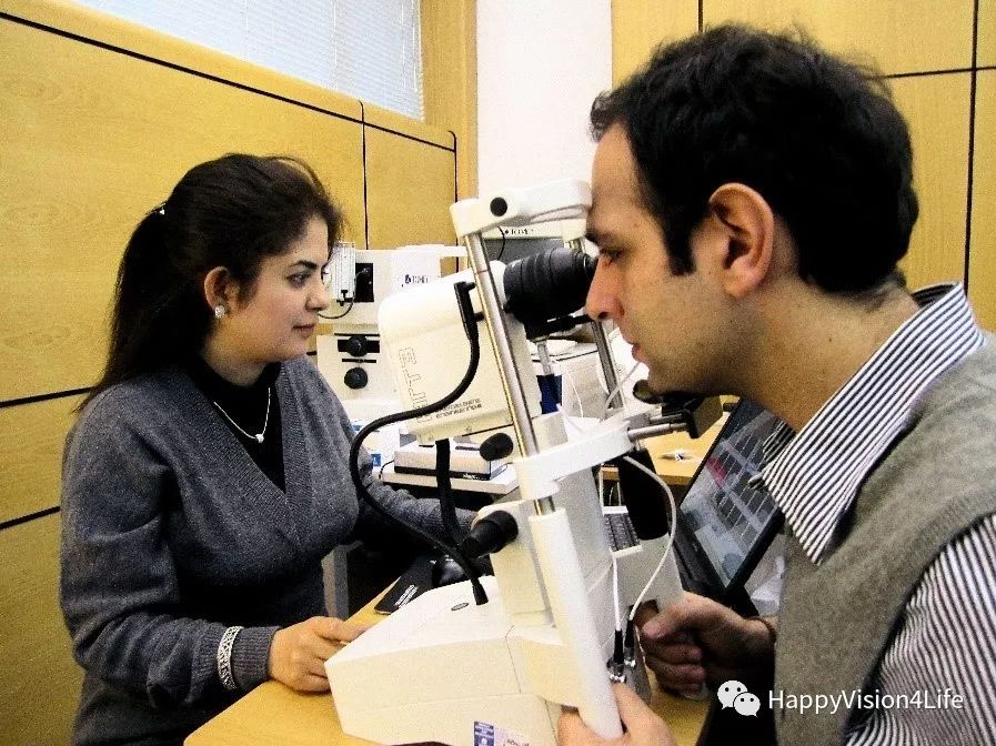 洞察超乳术后角膜的水肿