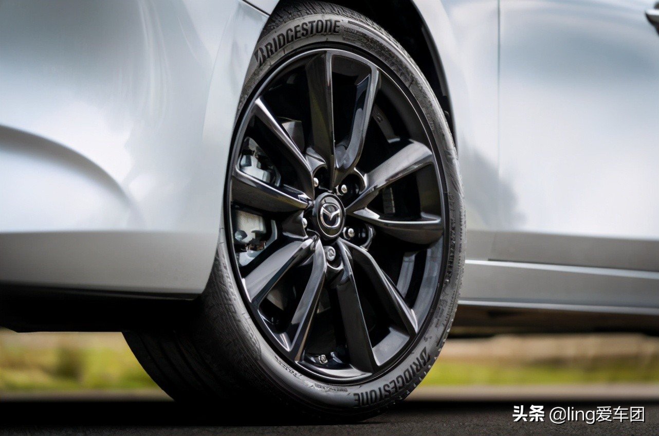 马自达3两厢版最新款,马自达3skyactiv-g发动机