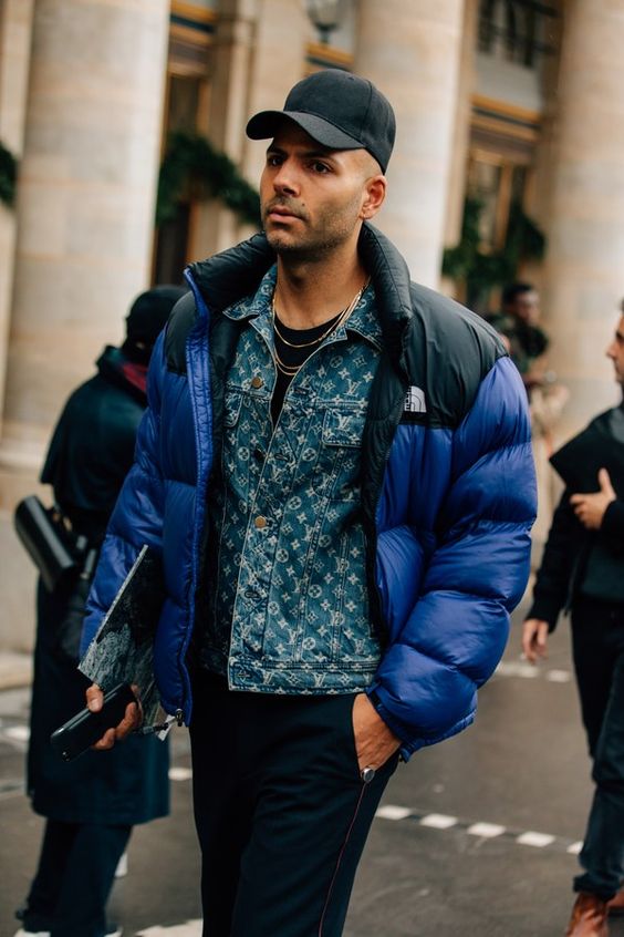 胖男人穿什么颜色的羽绒服,40岁男人穿什么颜色羽绒服好看