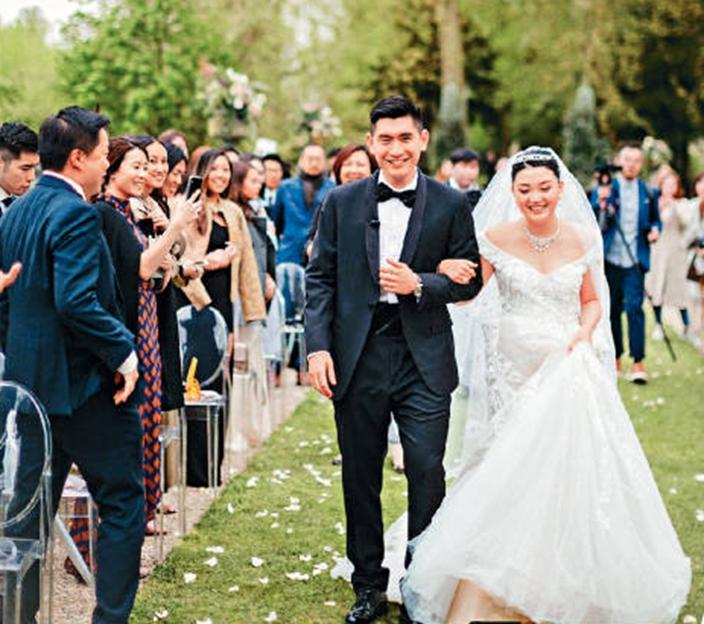 盘点“香江上流闺蜜团”五个千亿豪门婚礼，看看到底谁更壕无人性