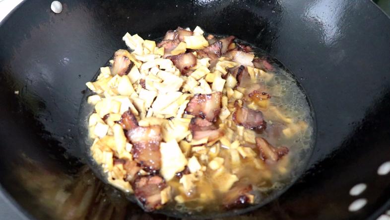 细嫩笋干的家常做法,笋干最好的做法