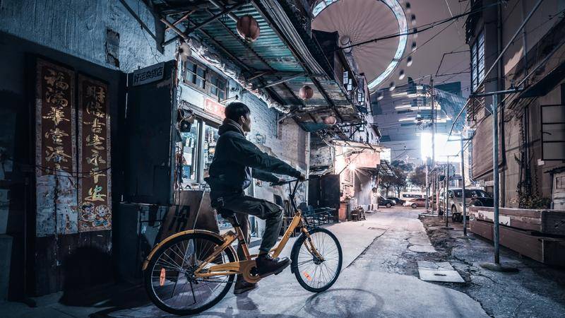 那个开放、捞金、激情的90时代，才仅仅过去了20年而已