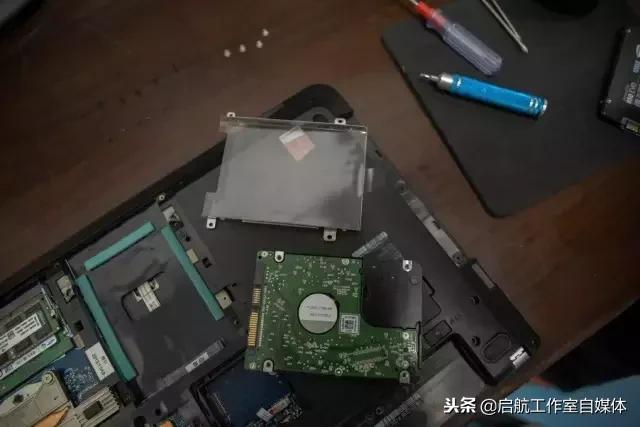 thinkpade430c没有光驱如何加固态,戴尔inspiron14r-5421光驱换固态