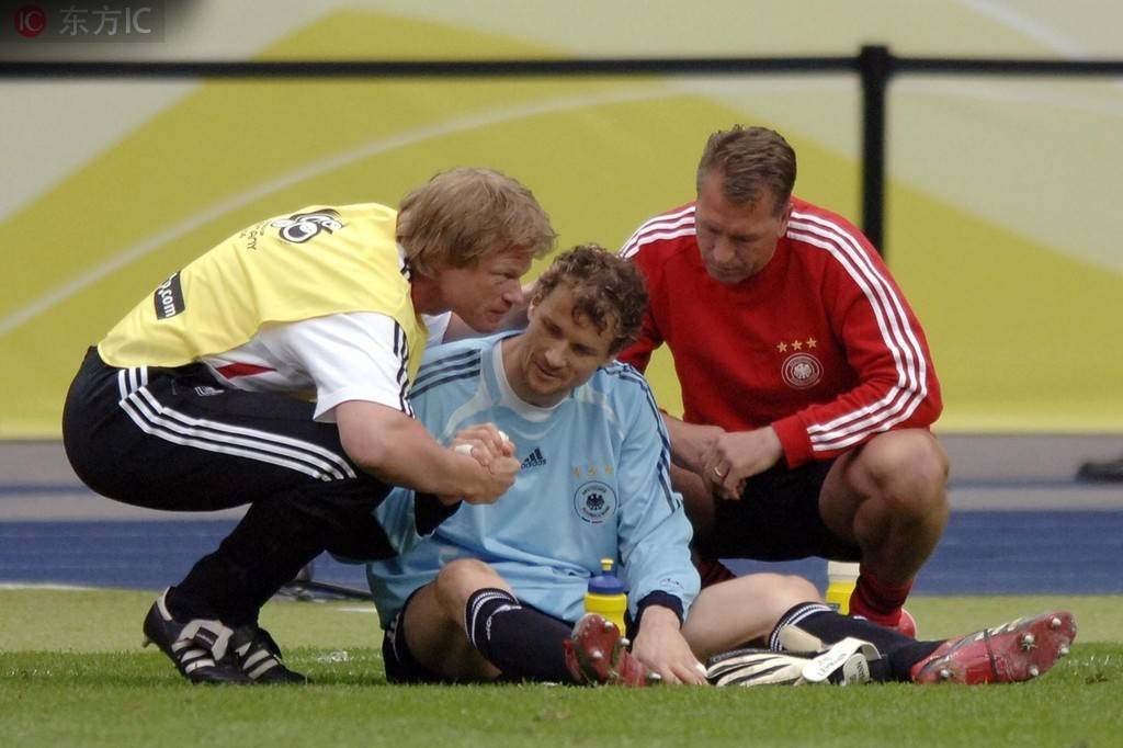 天生领袖奥利弗-卡恩，他是赫内斯的合格接班人么？