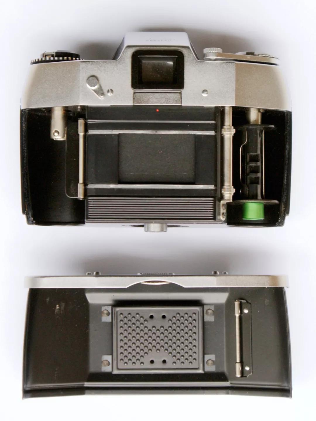 爱克山泰exa1怎么取胶卷,爱克山泰exa500怎么用