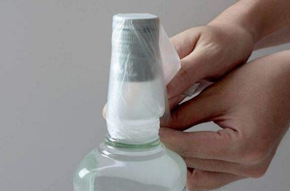 白酒存放久了发黄怎么回事,白酒跑酒怎么处理最好