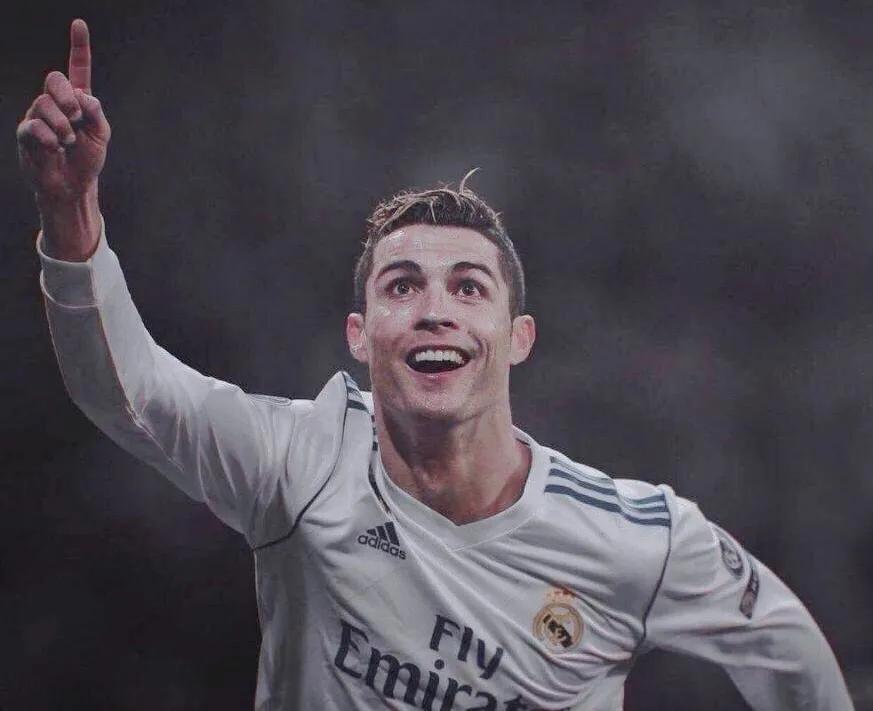 c罗高清头像4k全屏60帧,足球头像c罗