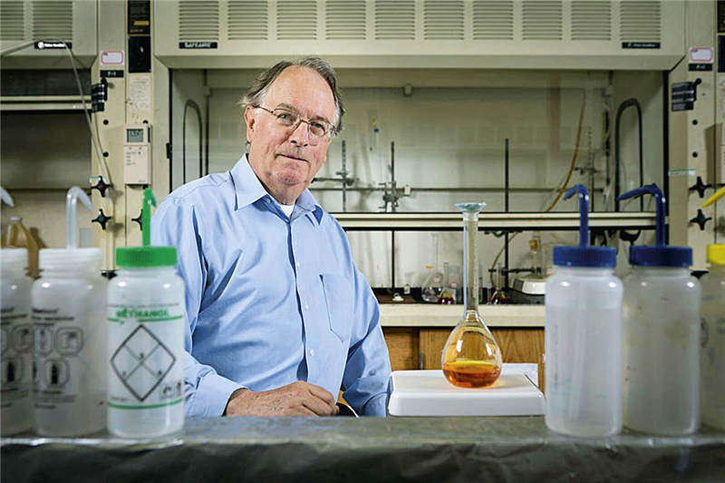 锂离子电池是怎样做成的,可充电锂离子电池是什么