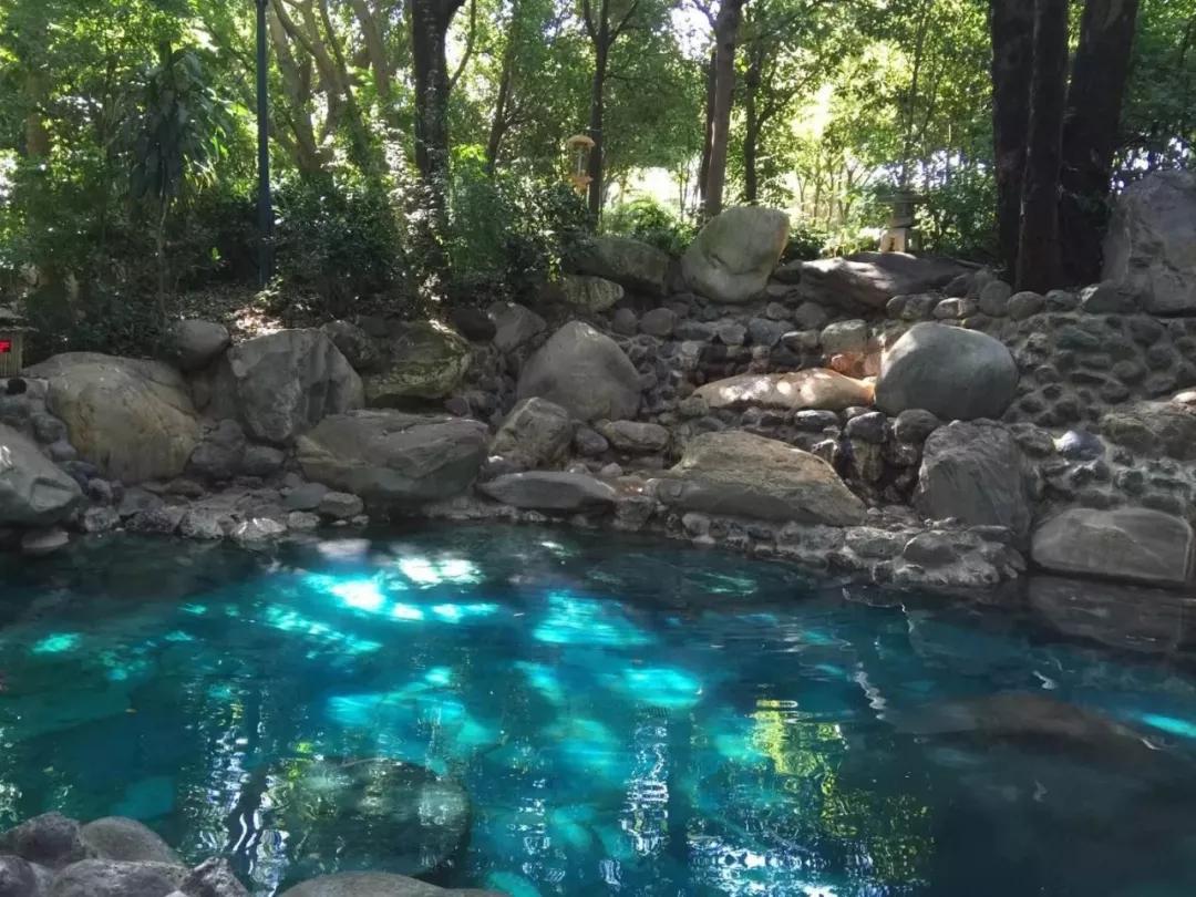 云南旅游泡温泉在哪里最好,去云南哪里泡温泉最好