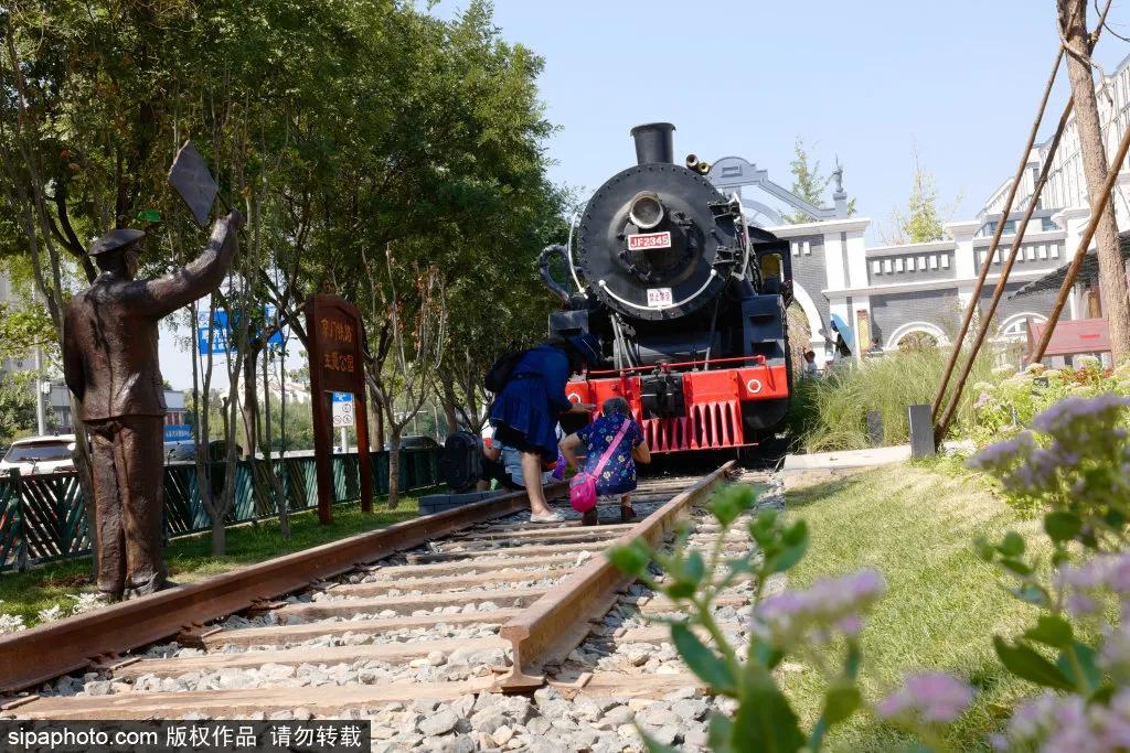 绿皮火车公园打卡景点,各种各样的免费公园