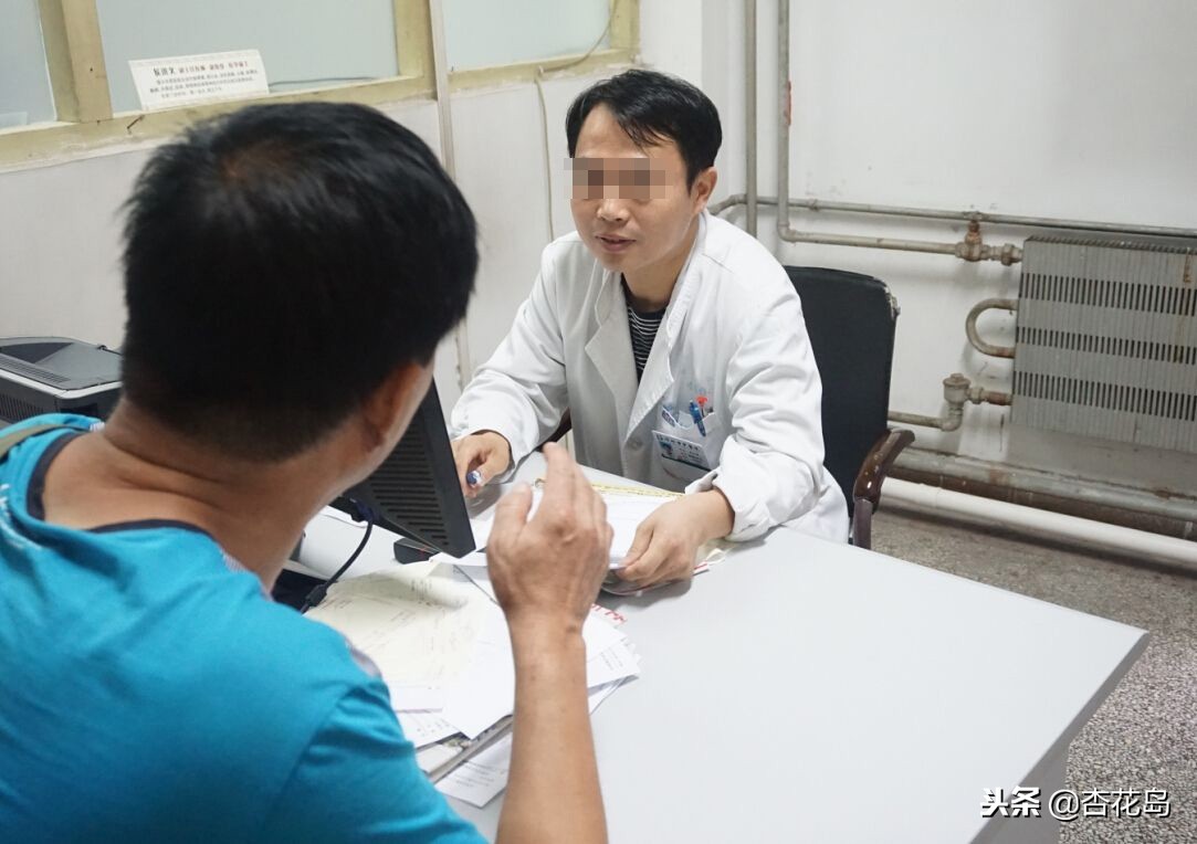 尿酸偏高多少才需要治疗呢,医院可以查出尿酸偏高的原因吗