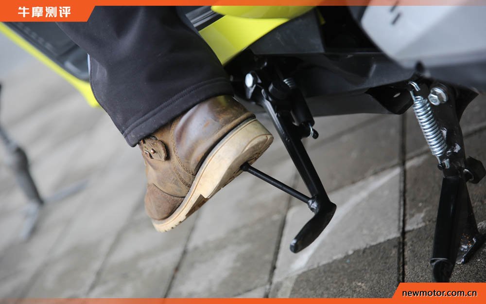 17.4l超大油箱续航350公里,油箱17升续航可达400公里