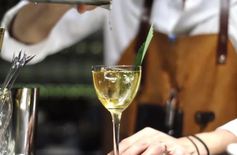 城南夜生活怎么样,城南夜晚生活视频