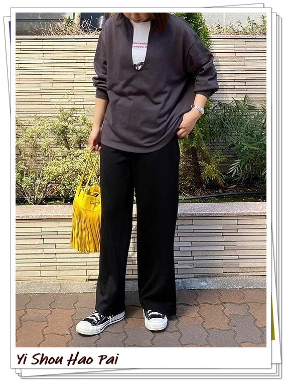 无帽灰色卫衣怎么搭配才好看,灰色无帽卫衣穿搭图片