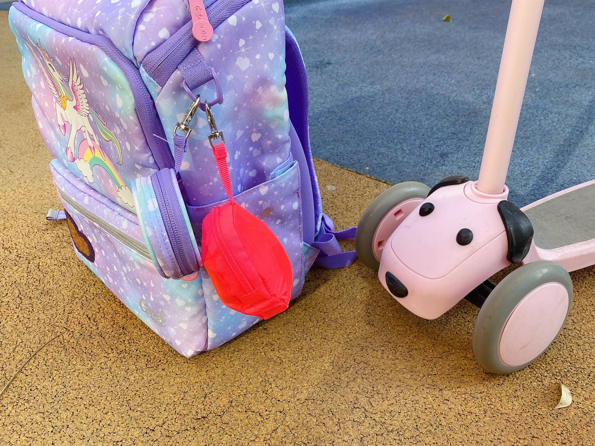 学生书包选颜值？称重量？不，看保护性！GMT护脊书包试用