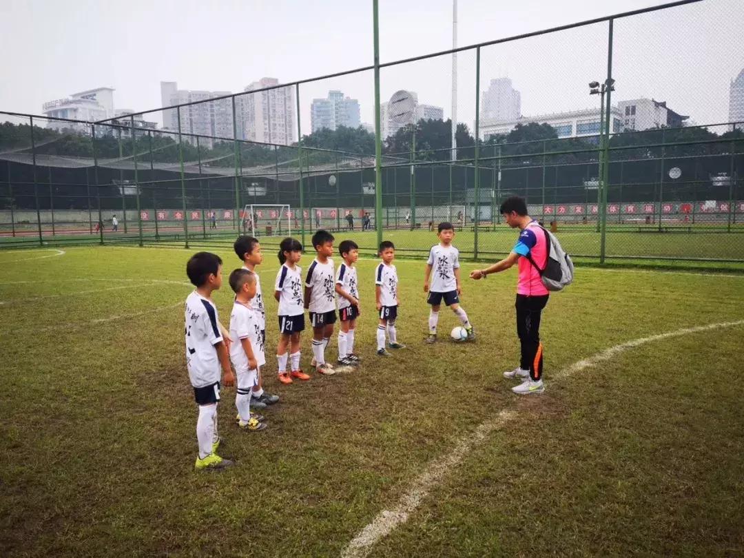 足球俱乐部招生训练营,新希望足球俱乐部