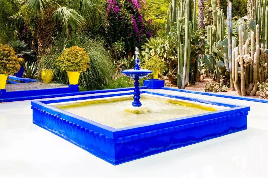 这是一个被色彩青睐的国家，物价还便宜，随手拍都是好风景