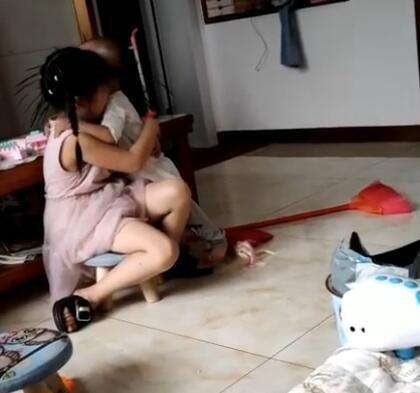 孩子做错事家长怎么正确纠正,孩子犯了严重的错父母的正确做法