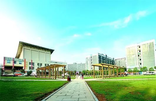 武汉传媒发展趋势,武汉传媒学院定位