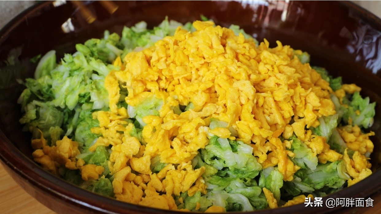 从零开始学做蒸包子,包子馅家庭做法和发面全过程