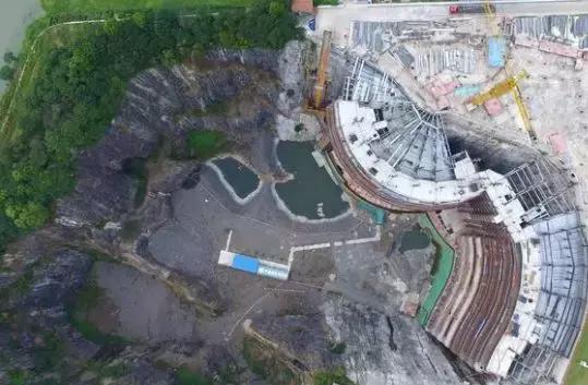 深坑酒店上海建设过程,上海深坑酒店建在哪里