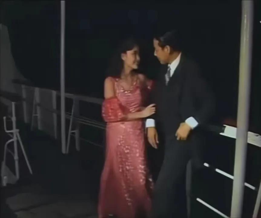 围城鲍小姐叫什么名字,围城鲍小姐真理