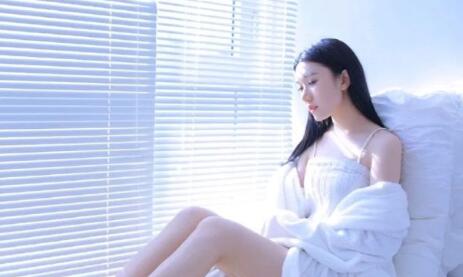 女朋友吃醋了怎么哄？给足安全感让她相信你