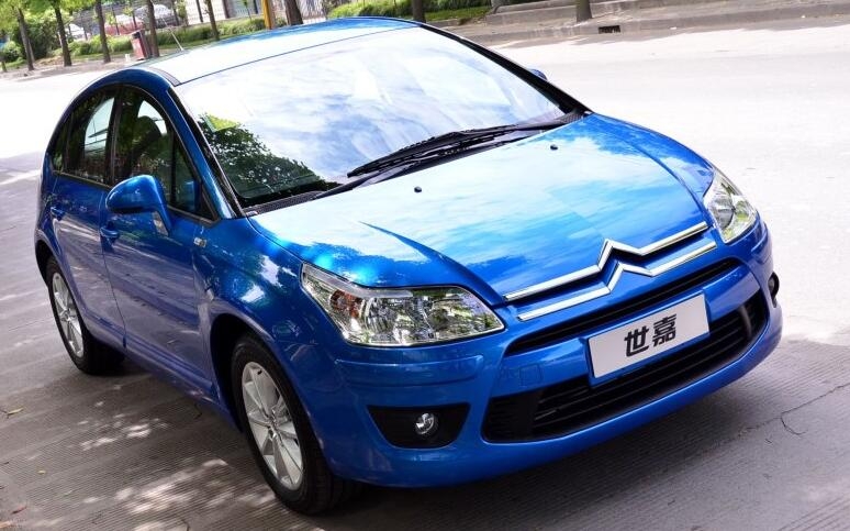 买雪铁龙世嘉好还是买polo好,13年的自动挡世嘉值得入手吗