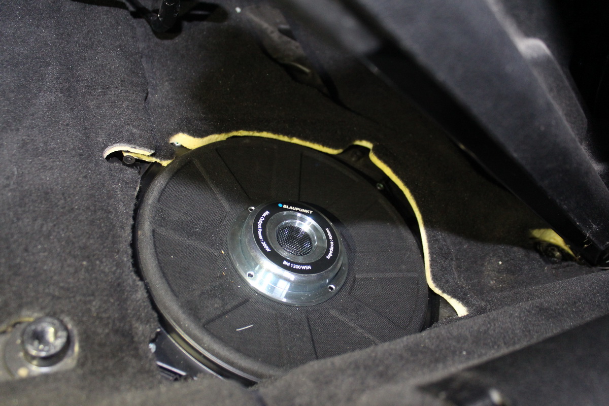 宝马专车定制音响改装,宝马改装用什么音响比较好