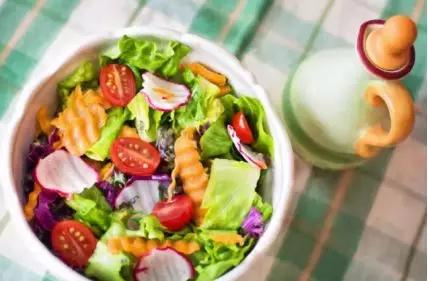 更年期怎么预防心脑血管疾病,女人更年期心脑血管有哪些表现