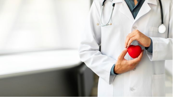 一文区分精神科医生、心理治疗师和心理咨询师