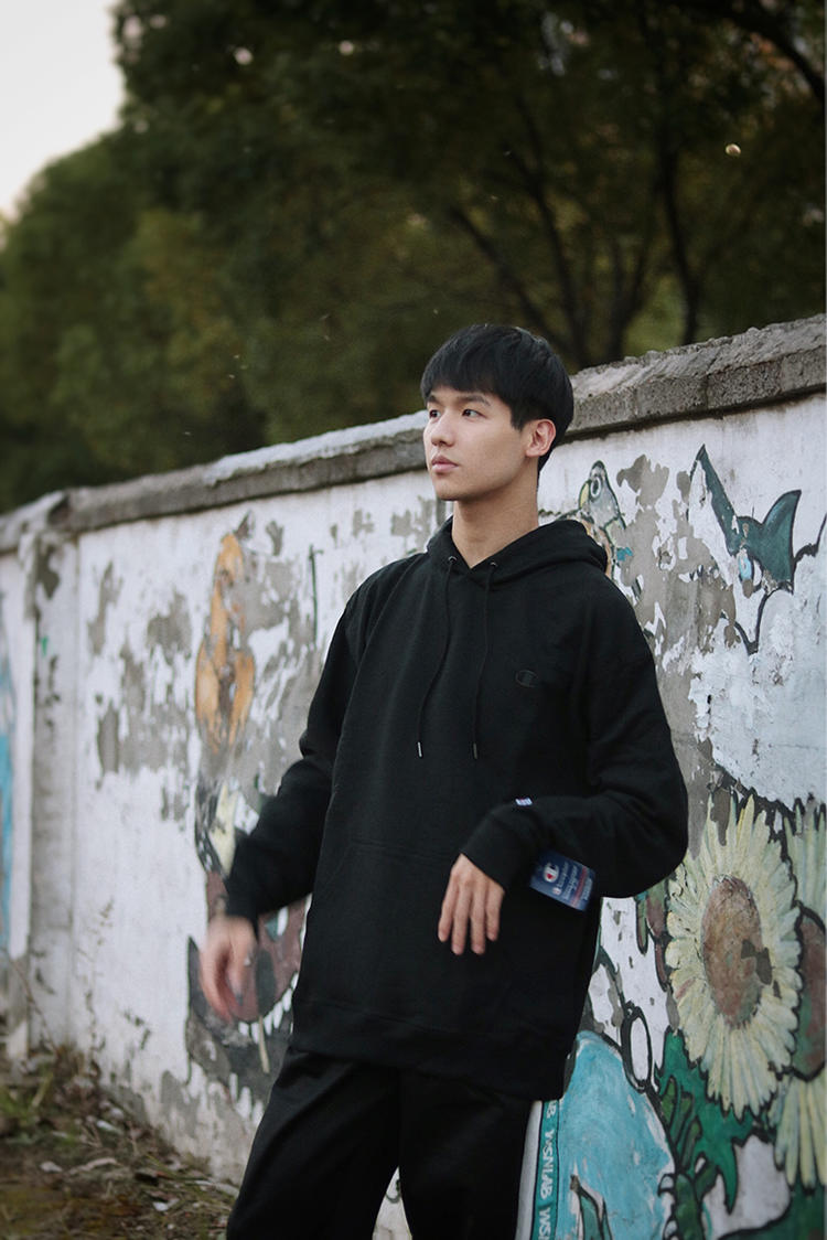 娼墝鐢峰+甯借~鍗。鍔犵粧鍔犲帤鍐,缇庡浗娼墝champion鍗。