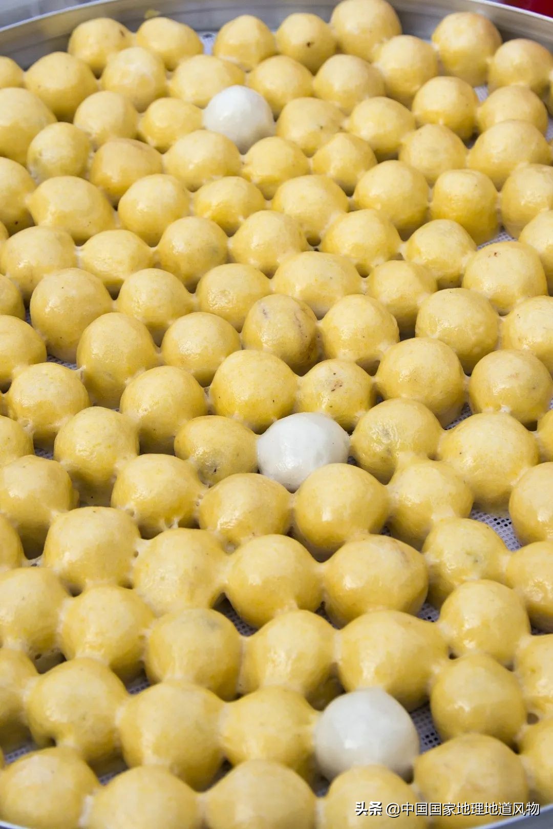 一个粘豆包，粘住了整个东三省