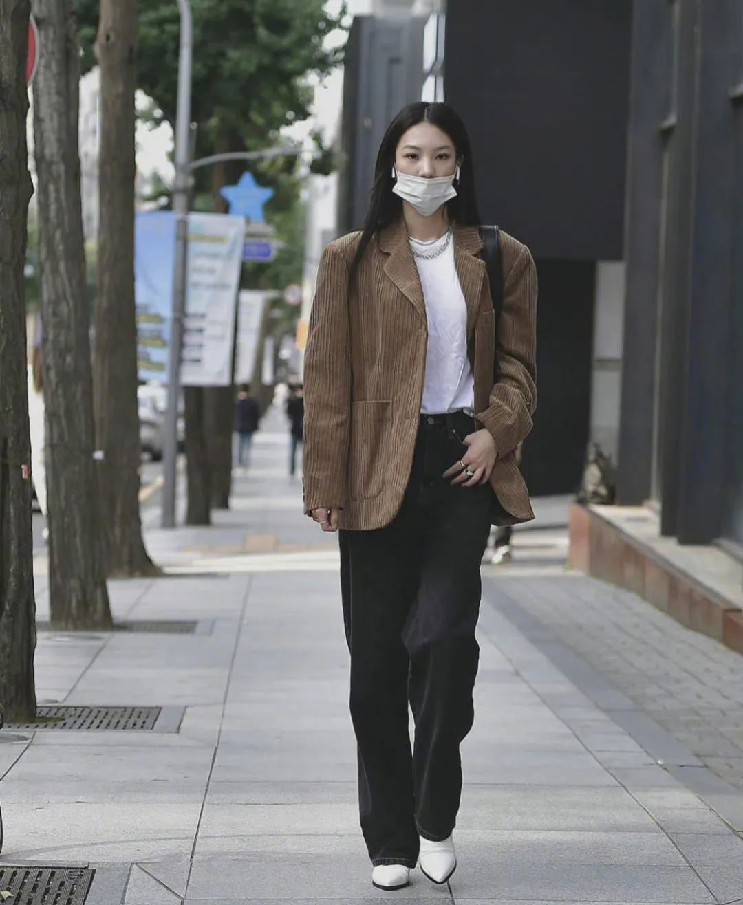 韩国街拍穿搭高级秋冬,韩国春季穿搭街拍