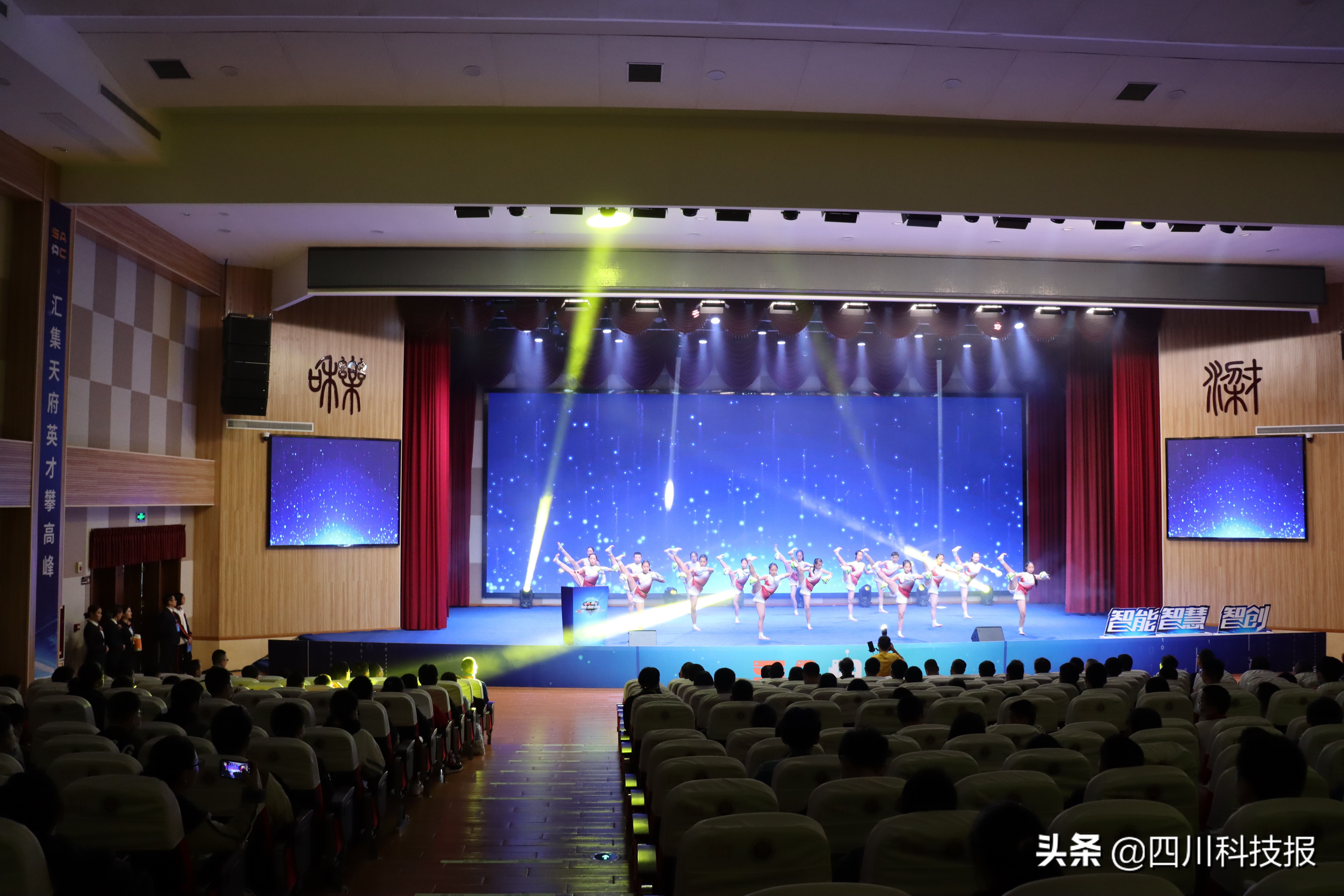 第21届四川省青少年机器人大赛,第18届机器人大赛泸县照片