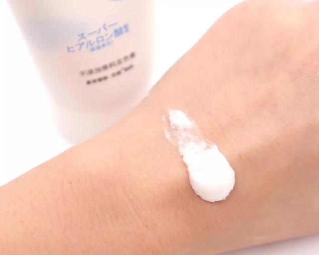 如何选择安全的洗面奶 (洗面奶该怎么选才好)