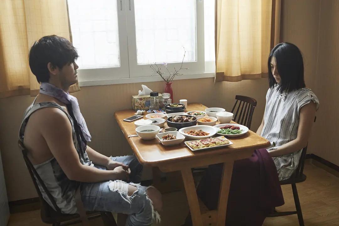 叔叔为瘫痪女孩复仇韩剧,瘫痪女孩叔叔出狱疯狂报复