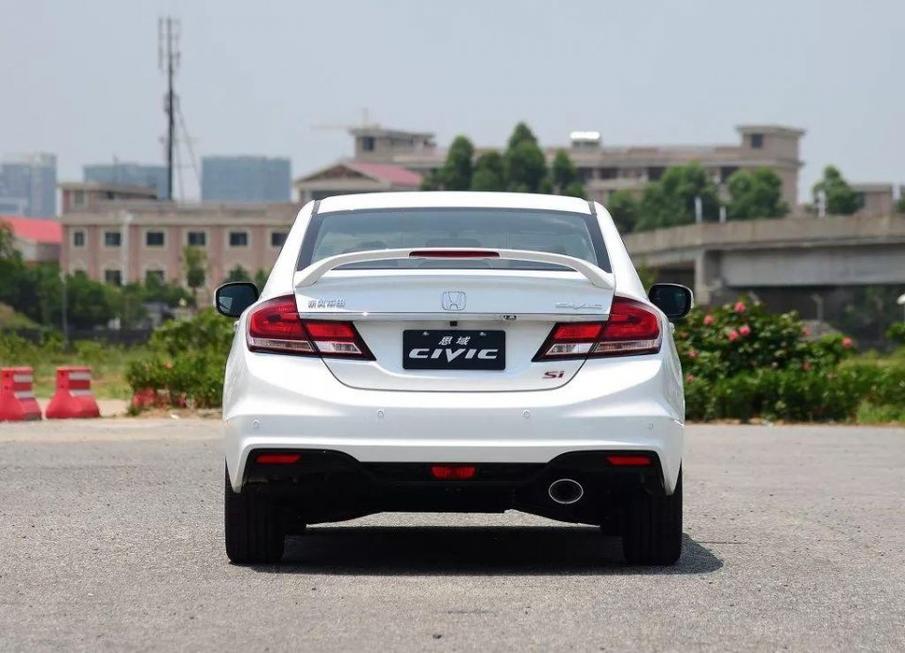 越开越值钱！这些神车二手卖得比新车还贵，你的座驾上榜了吗？