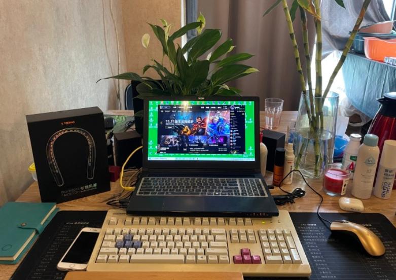 笔记本发烫特别严重导致掉帧,笔记本玩一会就特别烫掉帧