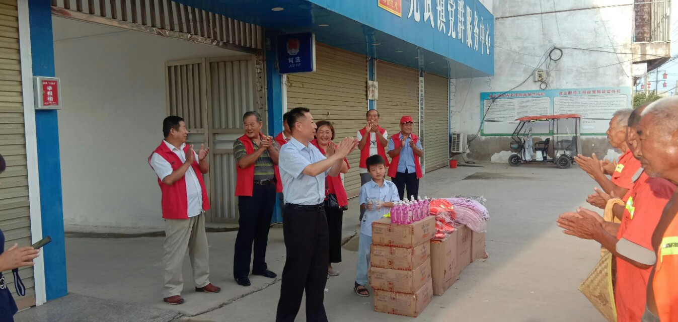 为他人开一朵花作文600字,为他人开一朵花结尾