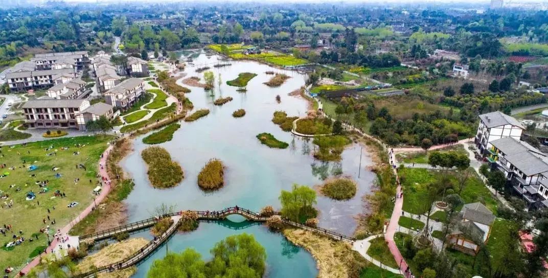 有个村庄叫幸福村小说,有一个地方叫做幸福老家