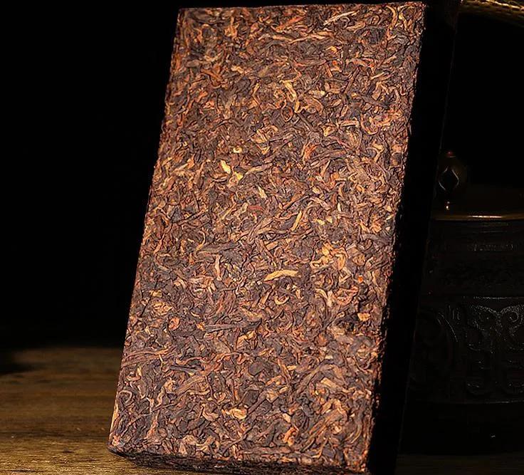 好茶测评|岁月雕刻的冰岛熟砖，喝它简单又舒适