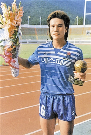 中国足球先生范志毅,范志毅对郑智评价