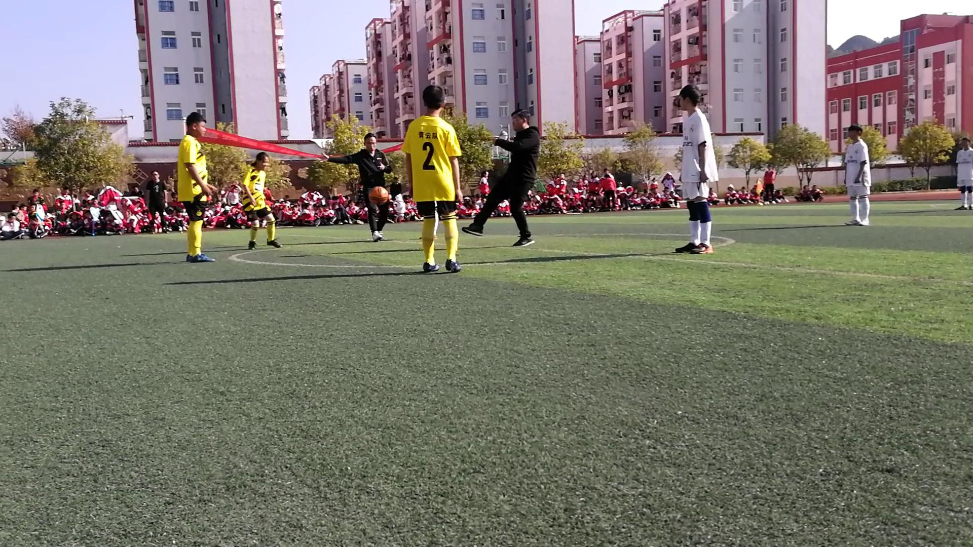 安龙县栖凤一小第四届校园足球杯班级联赛隆重开幕