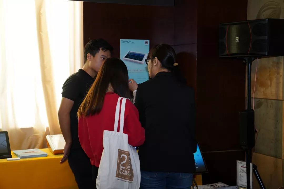 威酷4k机视频,威酷影k一体机