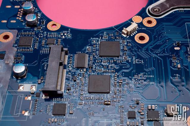 鎴村皵m6800灞忓箷鎷嗚В璇﹁В,鎴村皵6800鎷嗘満璇勬祴