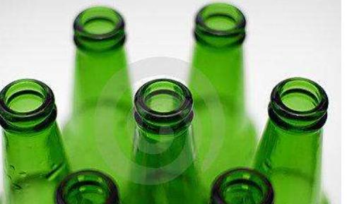 那些把异物放进*体下**的女人，最后都怎么样了？医生：见怪不怪