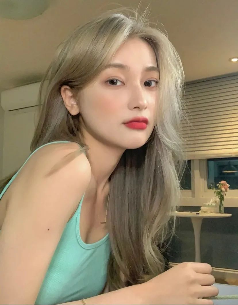 染发男推荐发色显白飞机头,男生染发推荐发色最显白